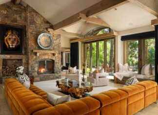 Luxurious Truckee River Estate on Sale for $12.9M news-27092024-175256