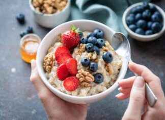 Healthy Breakfast Recipes for Heart Health and Weight Loss: A Complete Guide healthy-breakfast-recipes-for-heart-health-and-weight-loss-a-complete-guide