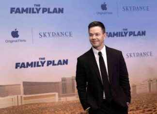 Mark Wahlberg’s ‘Flight Risk’: A Look at Las Vegas’ Hollywood Future mark-wahlbergs-flight-risk-a-look-at-las-vegas-hollywood-future