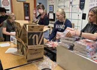 Foothill High School Dominates Review-Journal High School Journalism Awards foothill-high-school-dominates-review-journal-high-school-journalism-awards