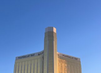 Desert Rose Resort Las Vegas: Discover Luxury and Hidden Gems