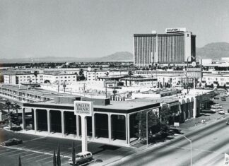 Embassy Suites By Hilton Convention Center Las Vegas: Why Stay Here?