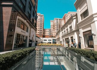 Fashion Show Mall Las Vegas: Discover Exclusive Shopping Secrets